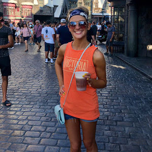 Meet your Posher, Harmony